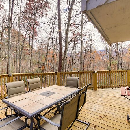 Updated Cobbly Nob Resort Home With Hot Tub! Gatlinburg Exterior photo