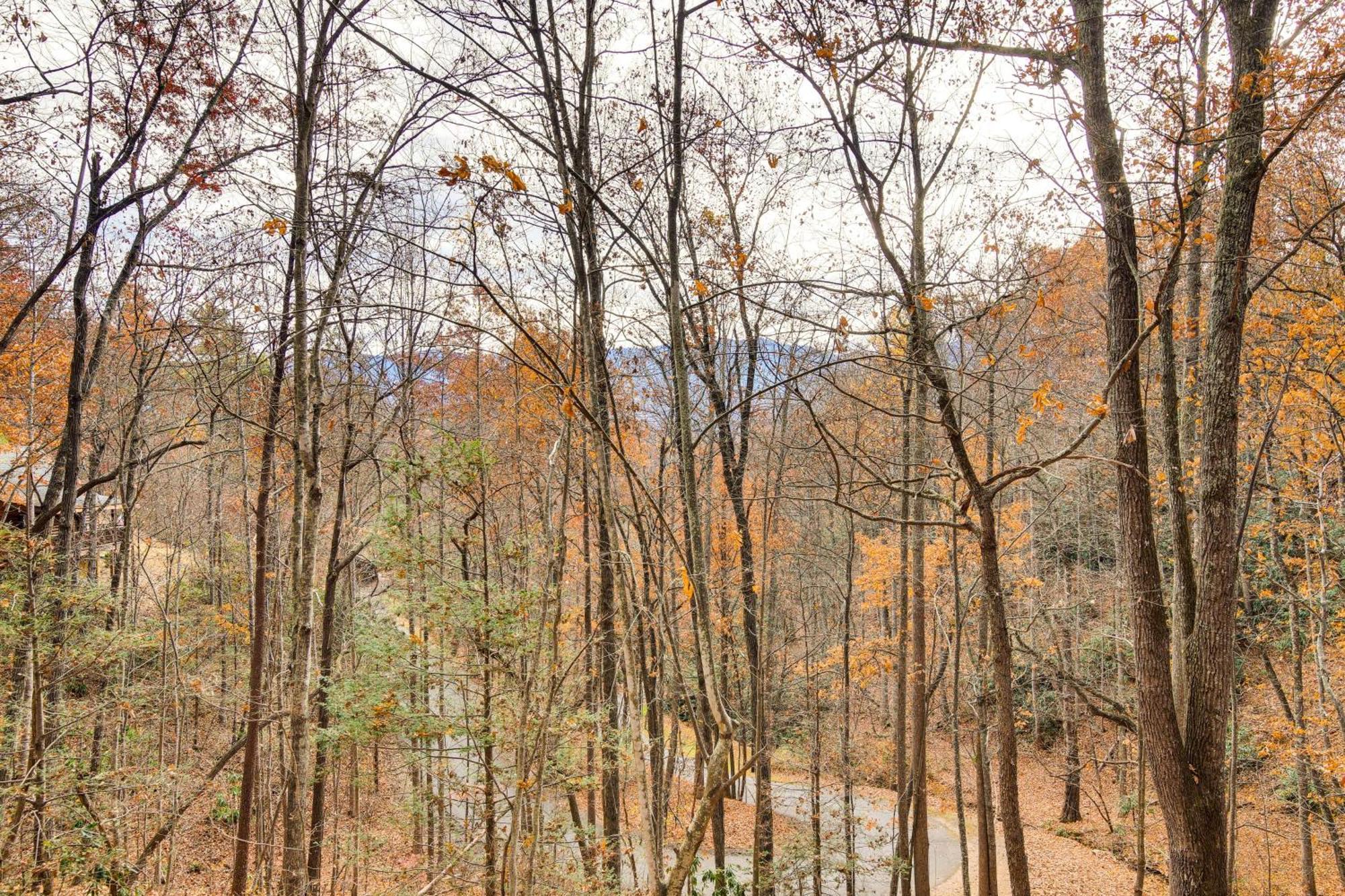 Updated Cobbly Nob Resort Home With Hot Tub! Gatlinburg Exterior photo