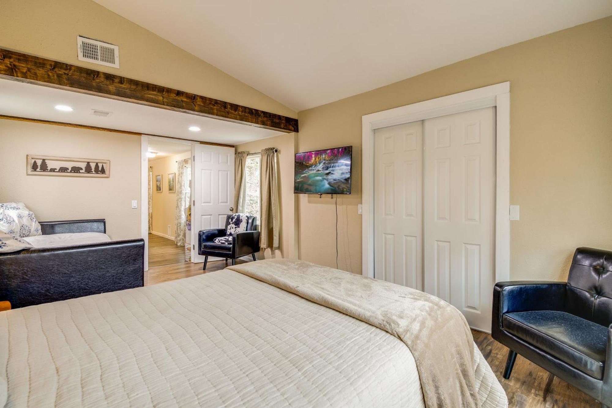 Updated Cobbly Nob Resort Home With Hot Tub! Gatlinburg Exterior photo