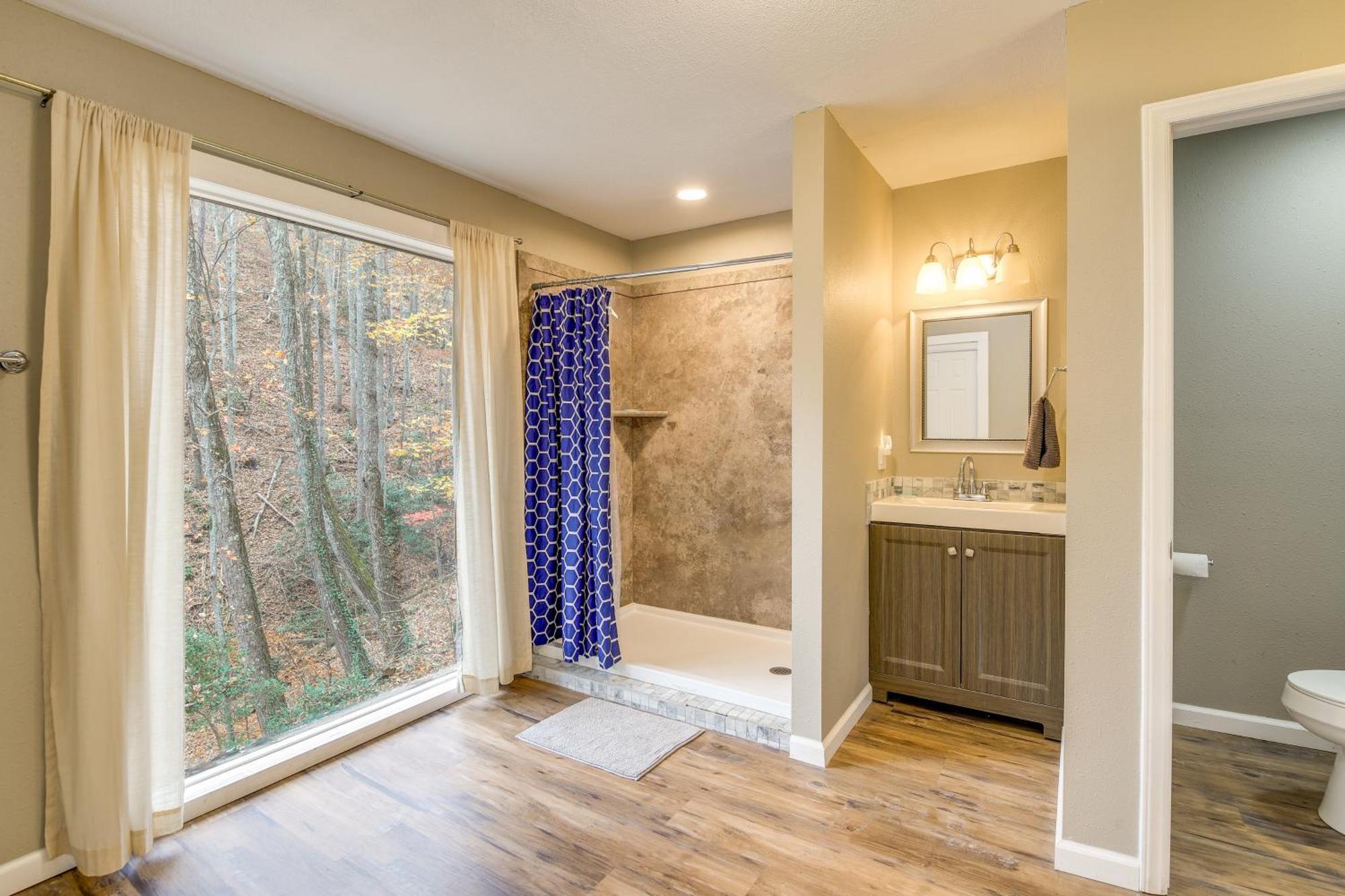 Updated Cobbly Nob Resort Home With Hot Tub! Gatlinburg Exterior photo