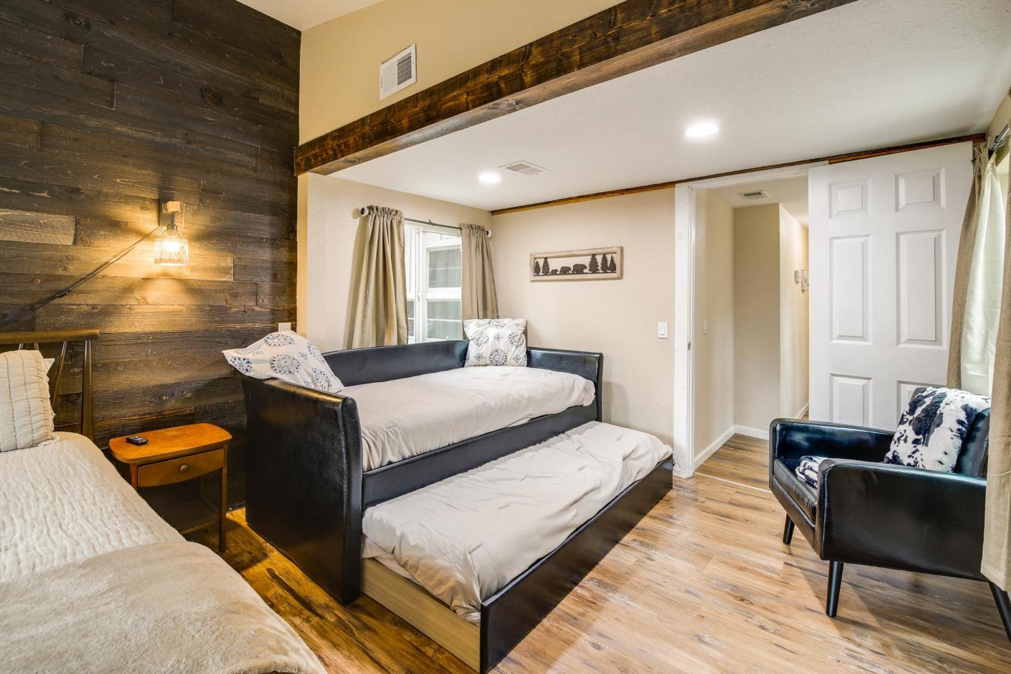 Updated Cobbly Nob Resort Home With Hot Tub! Gatlinburg Exterior photo
